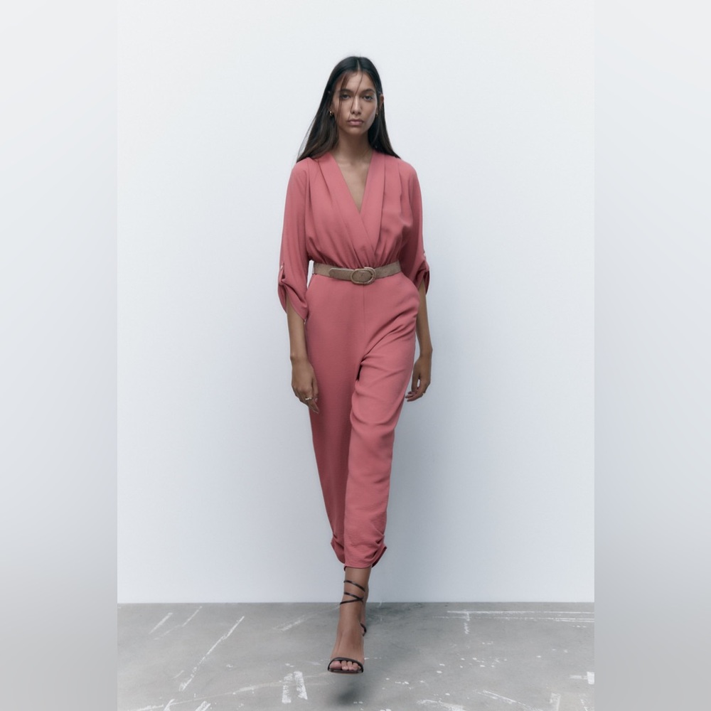 NWT ZARA JUMPSUIT WITH BELT,SIZE L, Marsala Colour.